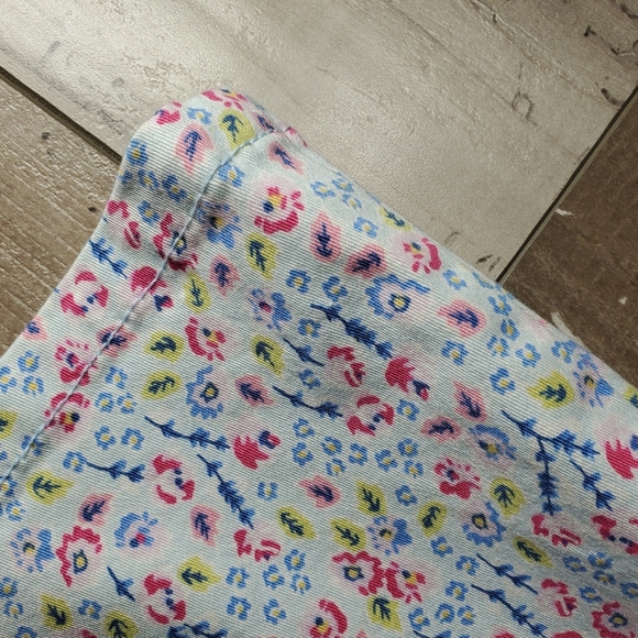 NWT Divided by H&M Light Blue Floral Front Zip Mini Skirt size 10 - Picture 13 of 15